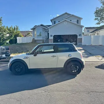 2010 MINI Cooper S Hatchback