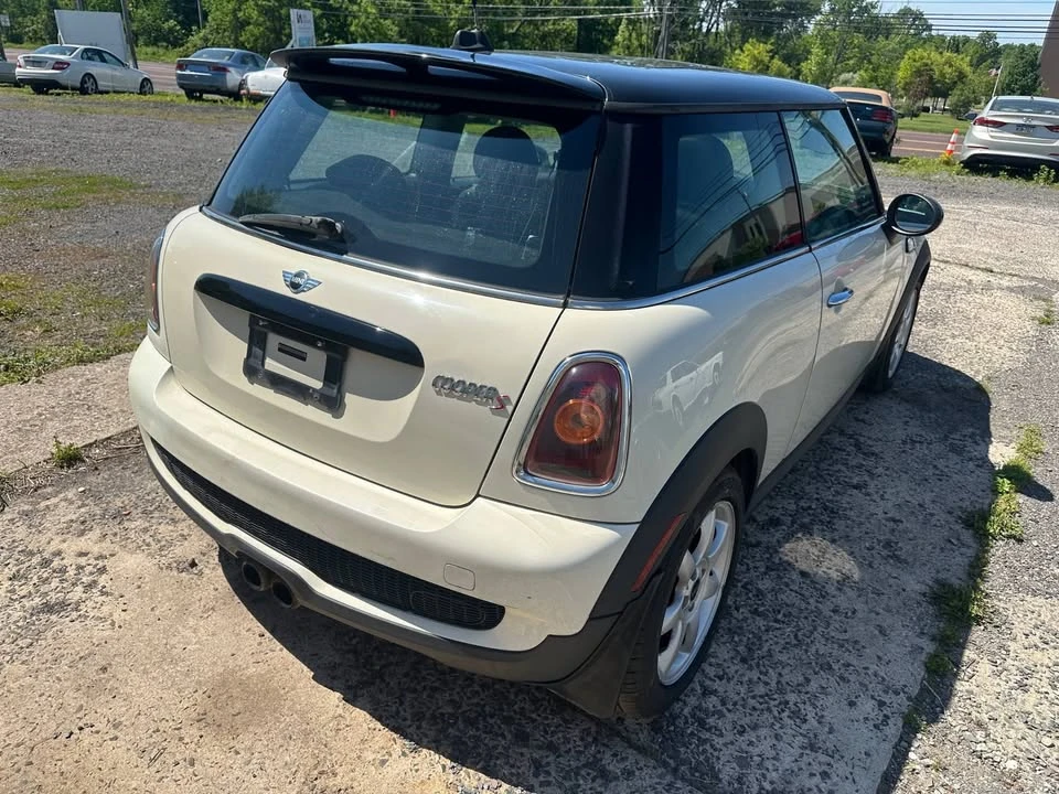 2010 Mini Mini 2nd Gen - Image 5 of 20