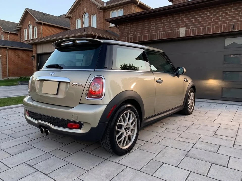 2010 Mini Mini 2nd Gen - Image 3 of 7