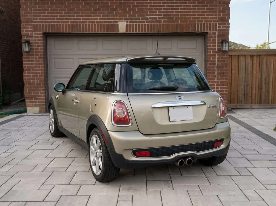2010 Mini Mini 2nd Gen - Image 4 of 7