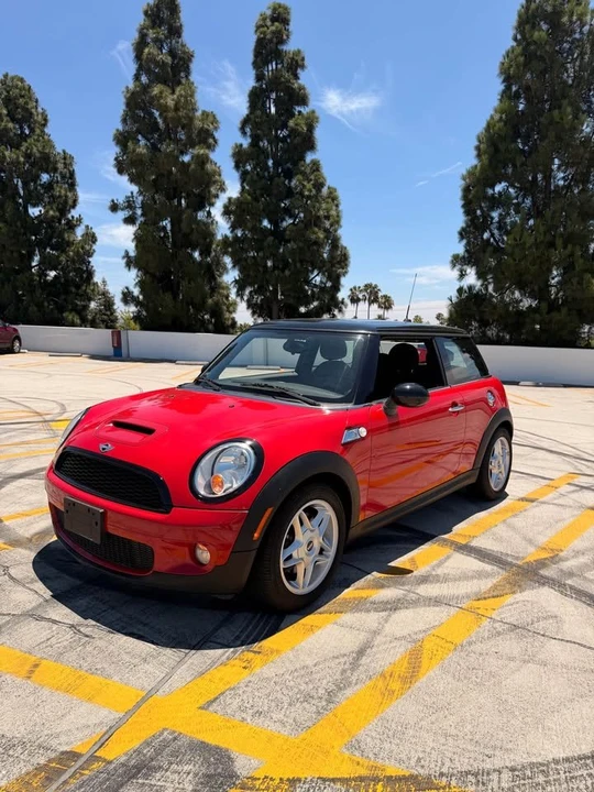 2010 Mini Mini 2nd Gen - Image 3 of 5
