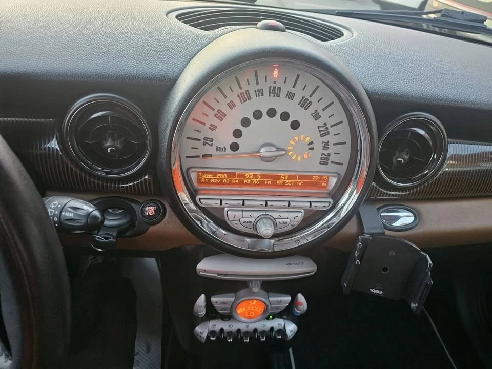 2010 Mini Mini 2nd Gen - Image 19 of 20