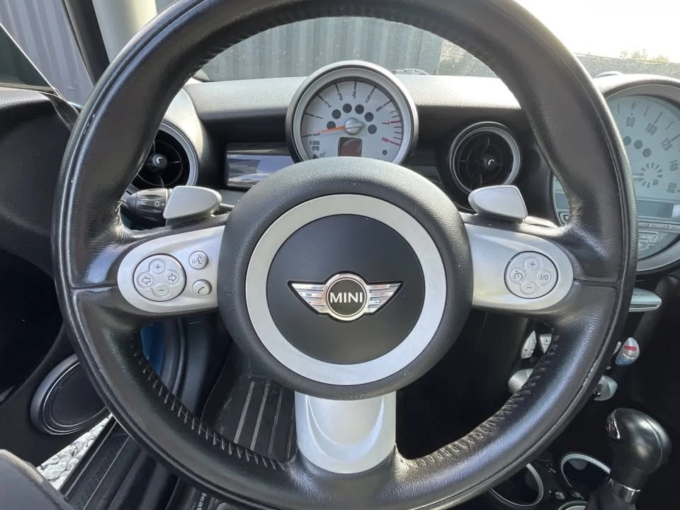 2010 Mini Mini 2nd Gen - Image 14 of 17