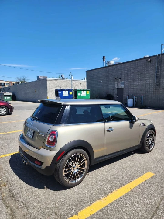 2010 Mini Mini 2nd Gen - Image 5 of 14