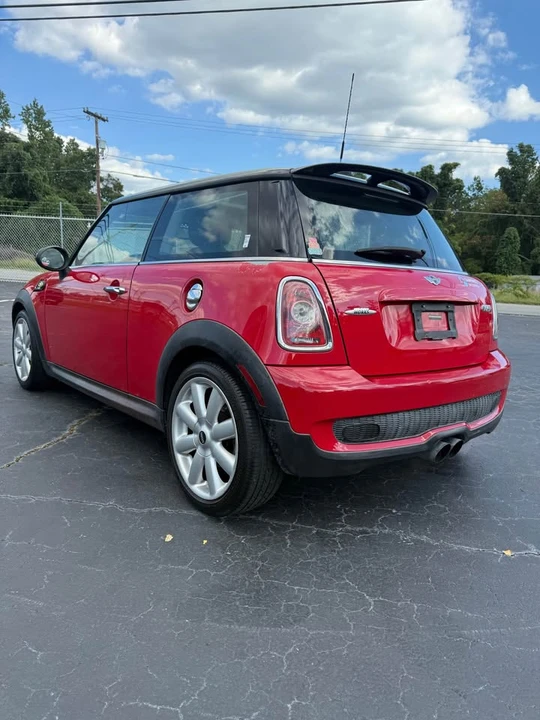 2010 Mini Mini 2nd Gen - Image 3 of 8