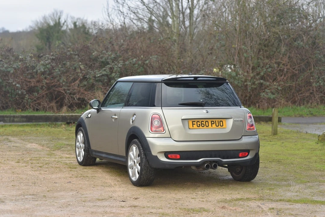 2010 Mini Mini 2nd Gen - Image 17 of 30
