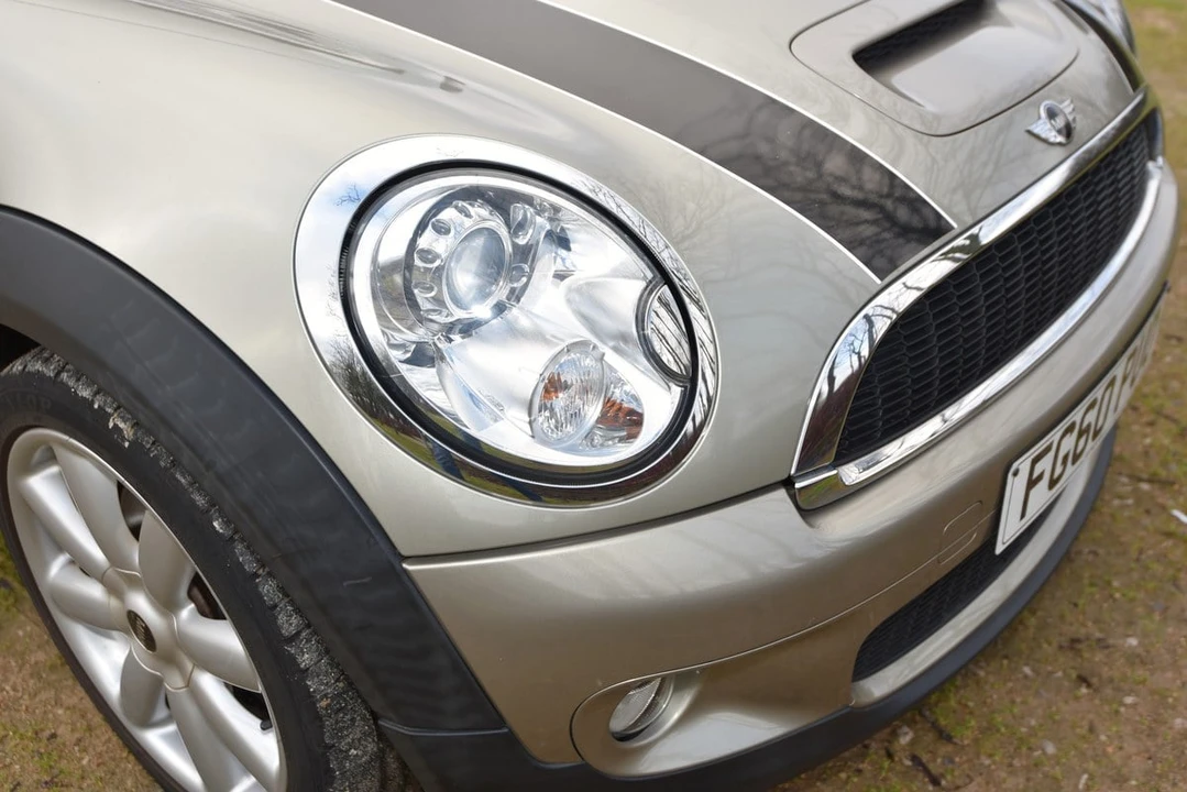 2010 Mini Mini 2nd Gen - Image 9 of 30