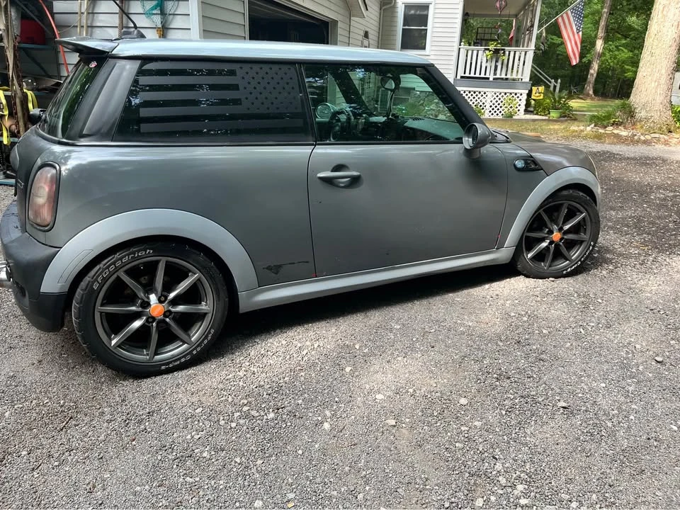 2010 Mini Coupe & Roadster - Image 3 of 4