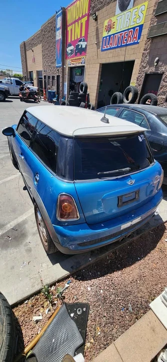 2010 Mini Mini 2nd Gen - Image 2 of 5