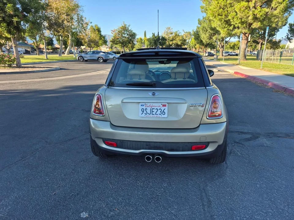 2010 Mini Mini 2nd Gen - Image 6 of 12