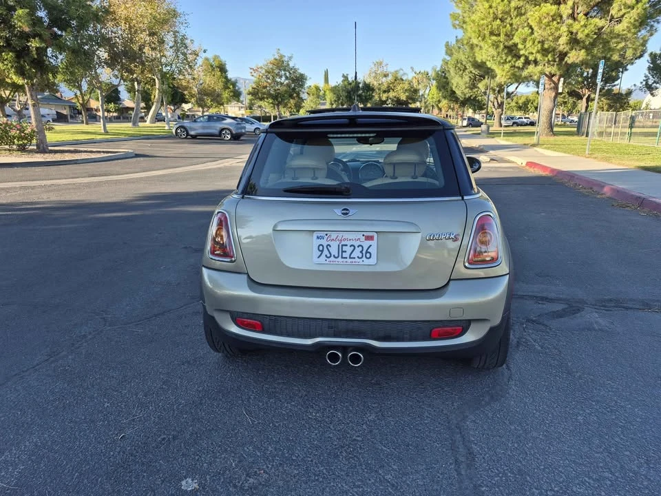 2010 Mini Mini 2nd Gen - Image 6 of 9