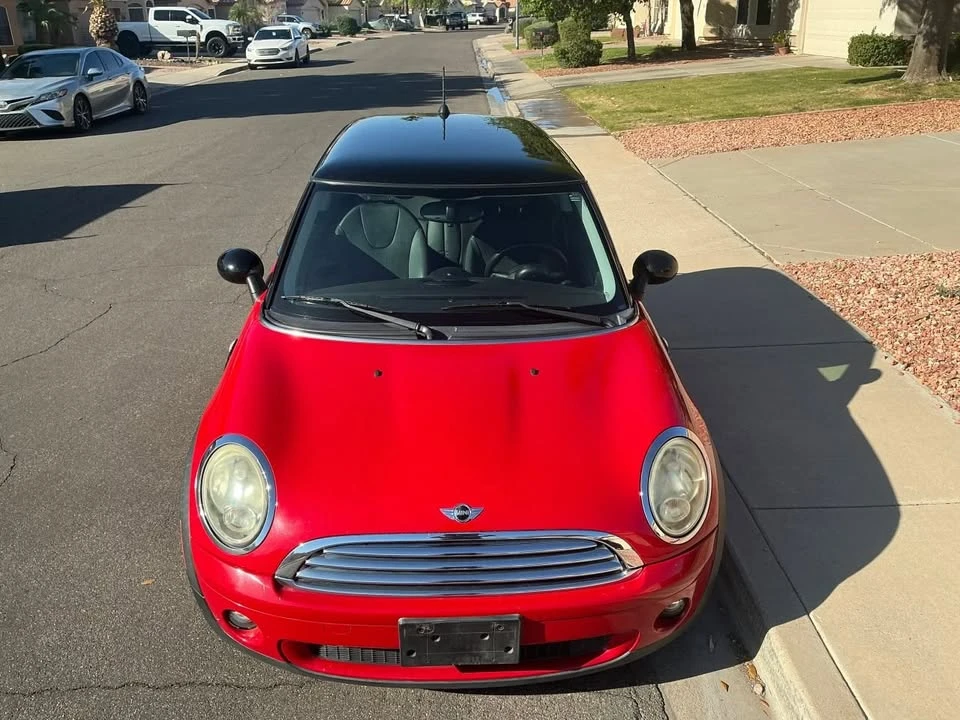 2010 Mini Mini 2nd Gen - Image 2 of 15