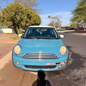 2010 MINI Hardtop 2 Door Cooper Classic Hatchback 2D