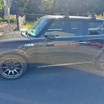 2010 MINI Hardtop 2 Door Cooper Hatchback