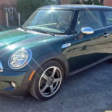 2010 MINI Cooper S Hatchback 2D