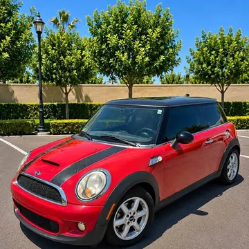 2010 MINI Hardtop 2 Door Cooper S Hatchback 2D