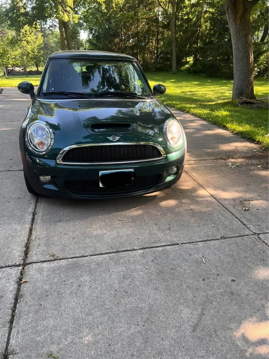 2010 Mini Mini 2nd Gen - Image 2 of 11