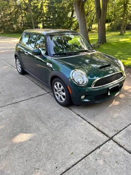 2010 MINI Hardtop 2 Door Cooper S Hatchback 2D