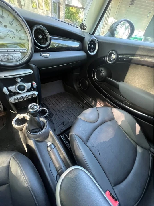 2010 Mini Mini 2nd Gen - Image 6 of 11