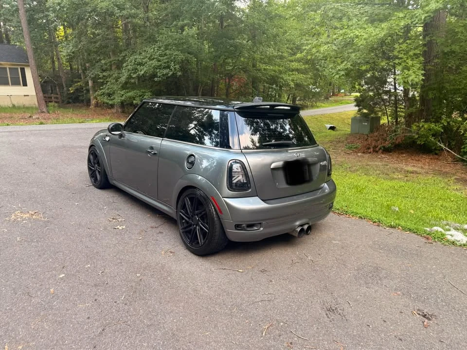 2010 Mini Mini 2nd Gen - Image 3 of 14