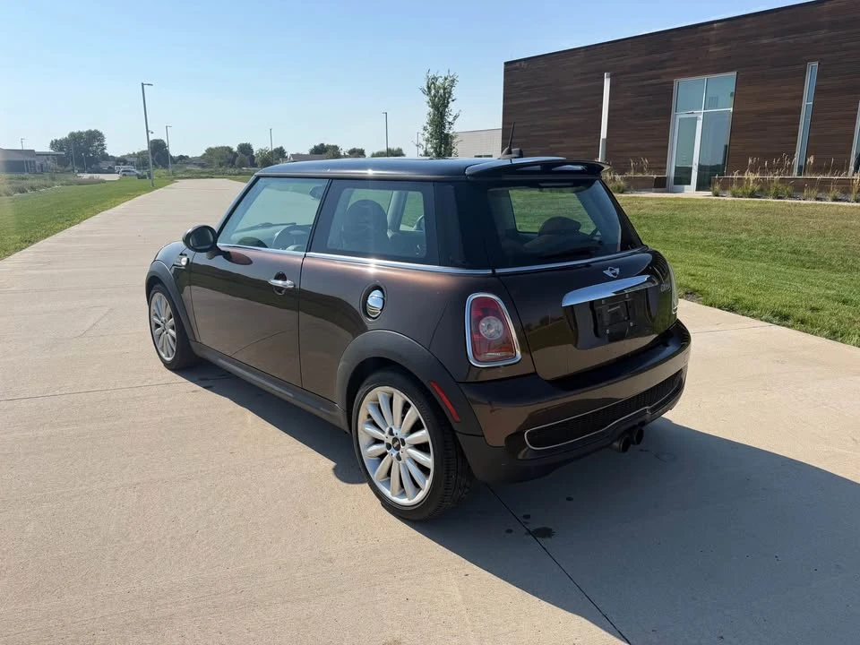 2010 Mini Mini 2nd Gen - Image 4 of 11