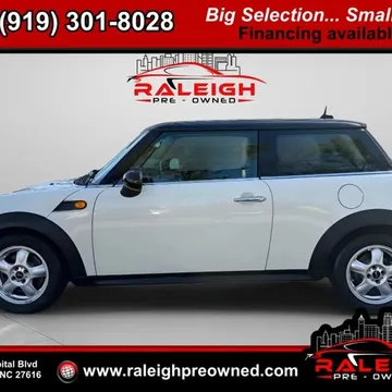 2010 MINI Hardtop Cooper Hatchback 2D