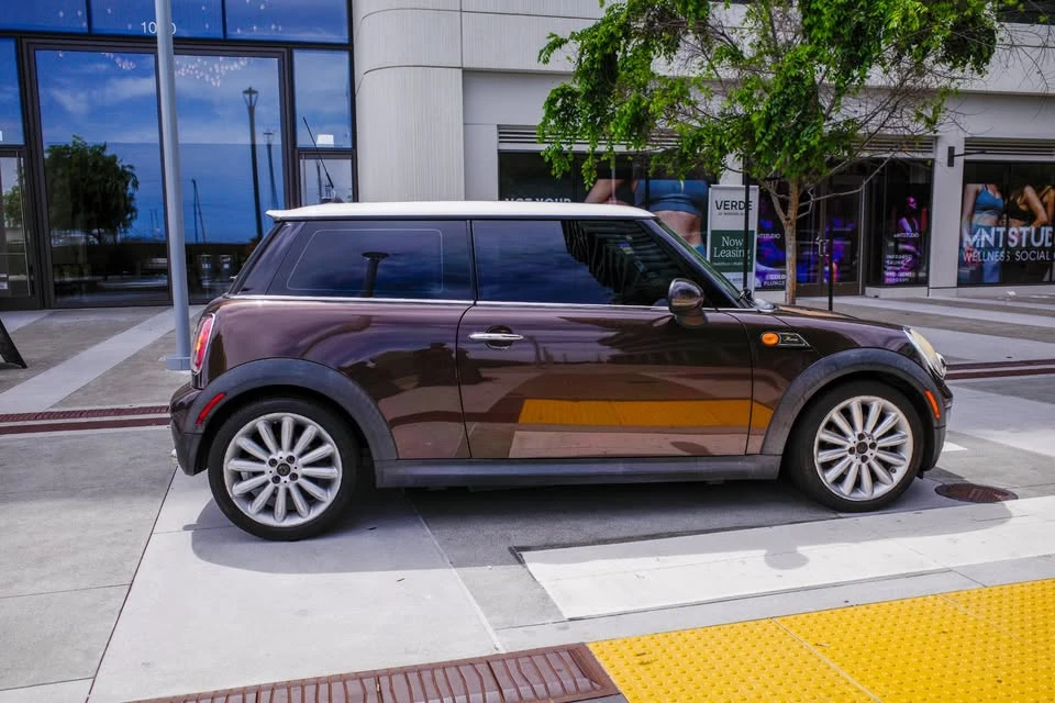 2010 Mini Mini 2nd Gen - Image 6 of 14