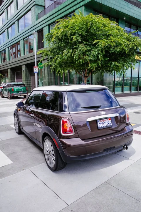 2010 Mini Mini 2nd Gen - Image 4 of 14