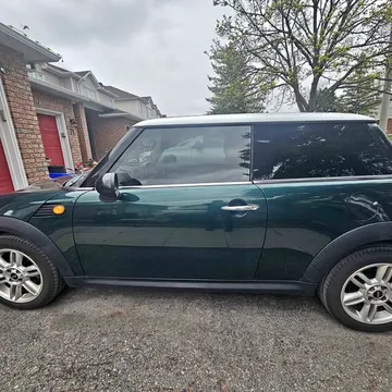 2010 MINI Cooper Hardtop Base