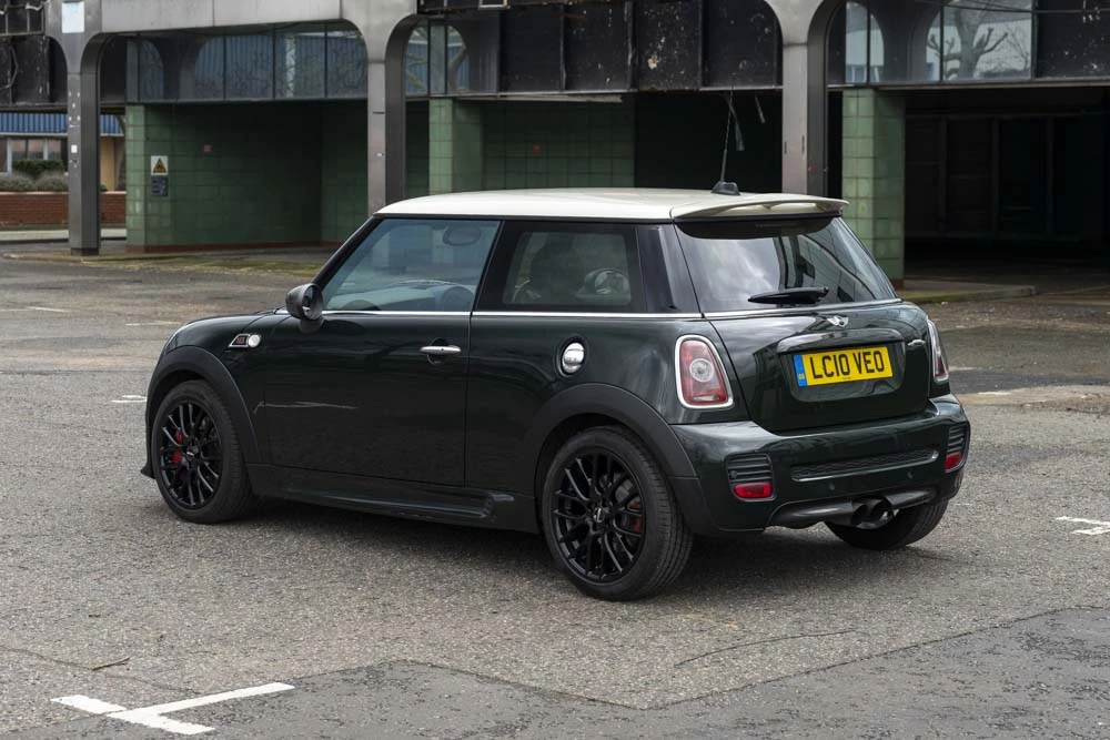 2010 Mini Mini John Cooper Works 2nd Gen - Image 10 of 31
