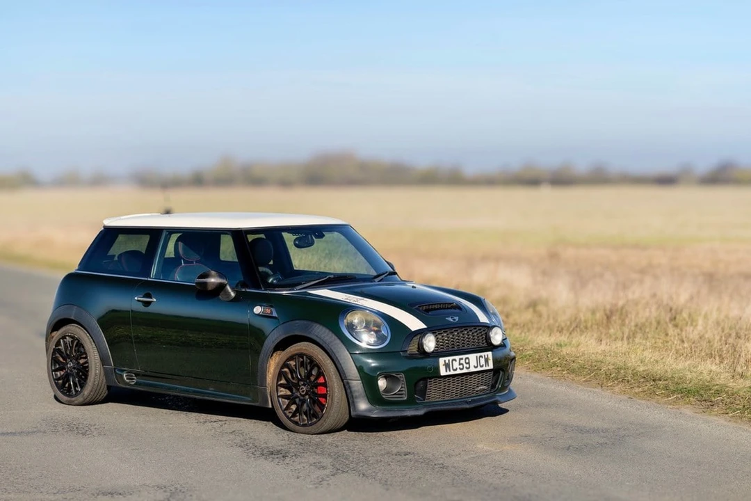 2010 Mini Mini John Cooper Works 2nd Gen - Image 4 of 30
