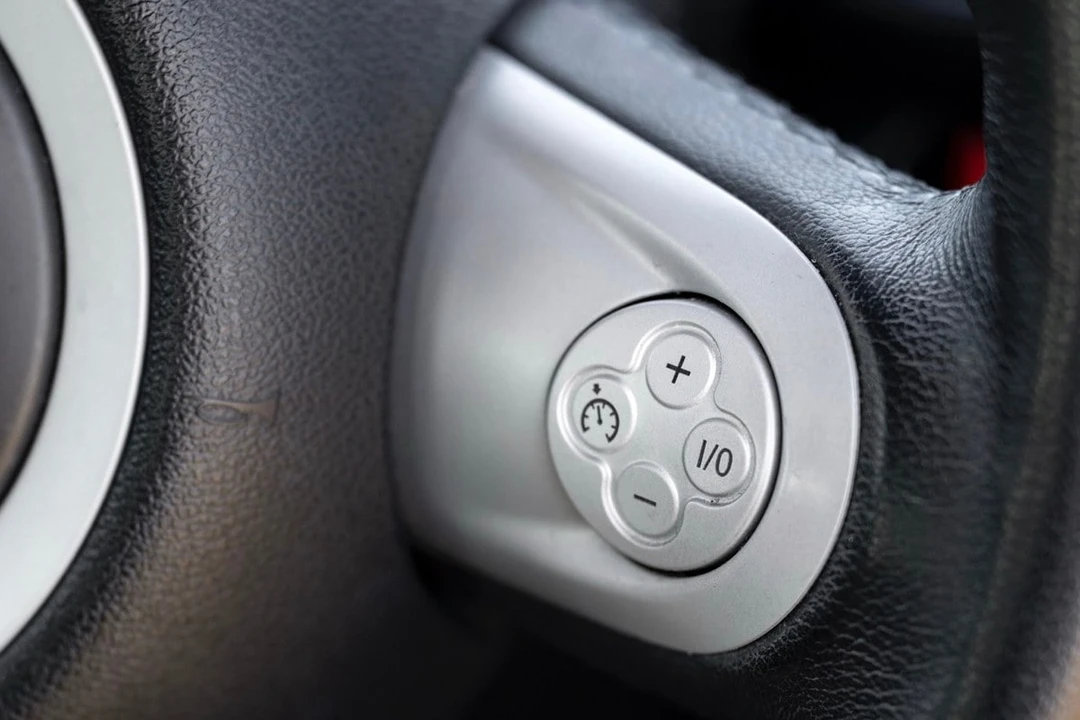 2010 Mini Mini John Cooper Works 2nd Gen - Image 17 of 30