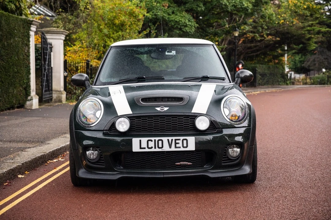 2010 Mini Mini John Cooper Works 2nd Gen - Image 9 of 30