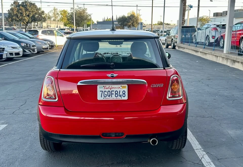 2010 Mini Mini 2nd Gen - Image 6 of 14