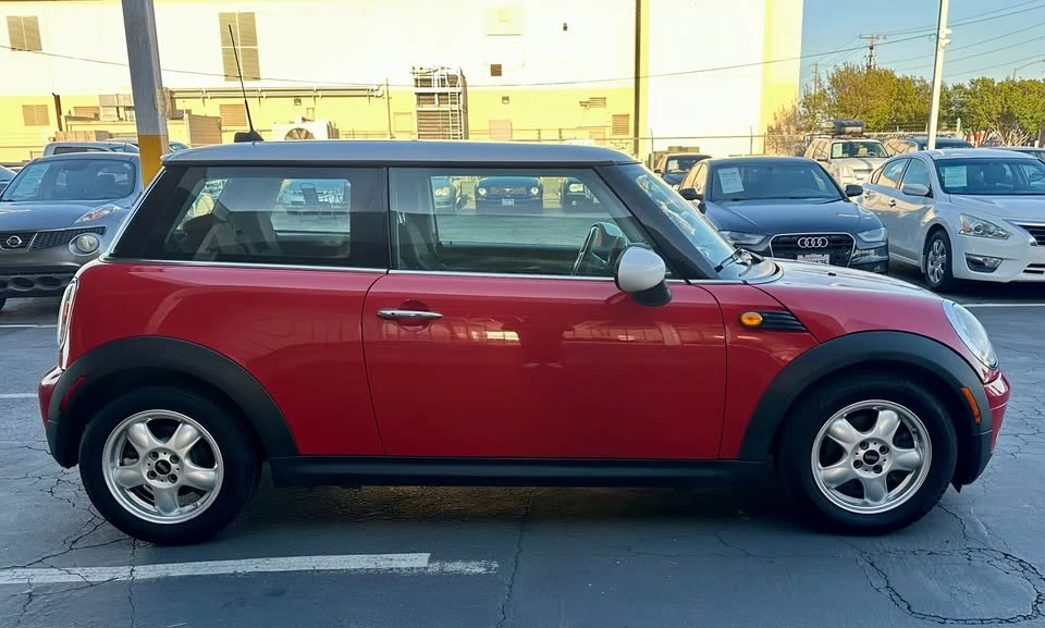 2010 Mini Mini 2nd Gen - Image 4 of 14