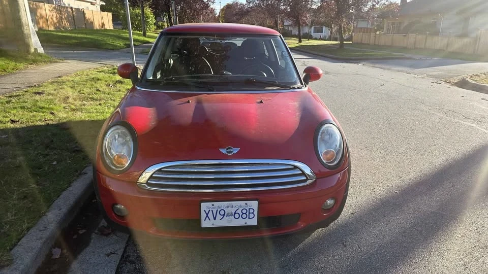 2010 Mini Mini 2nd Gen - Image 2 of 7