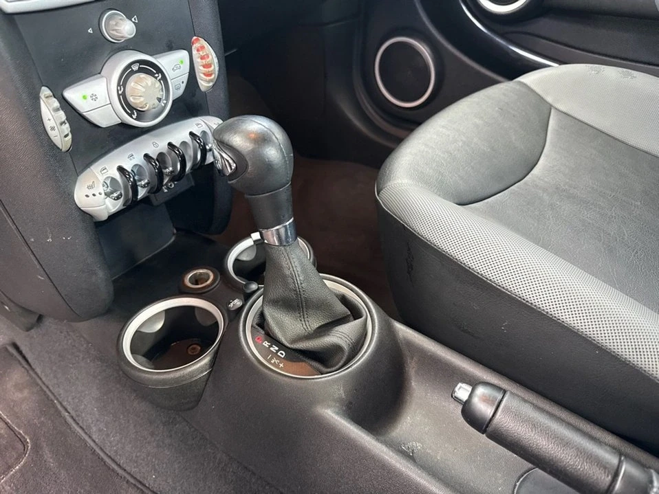2010 Mini Mini 2nd Gen - Image 18 of 20