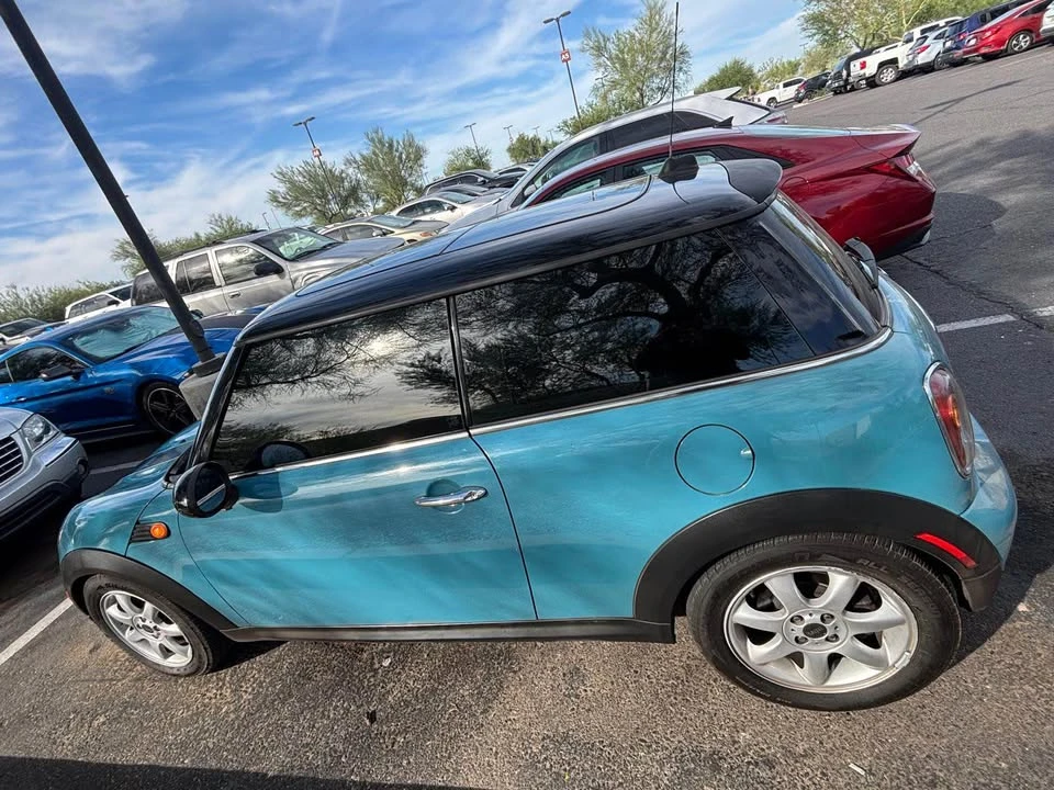 2010 Mini Mini 2nd Gen - Image 4 of 5