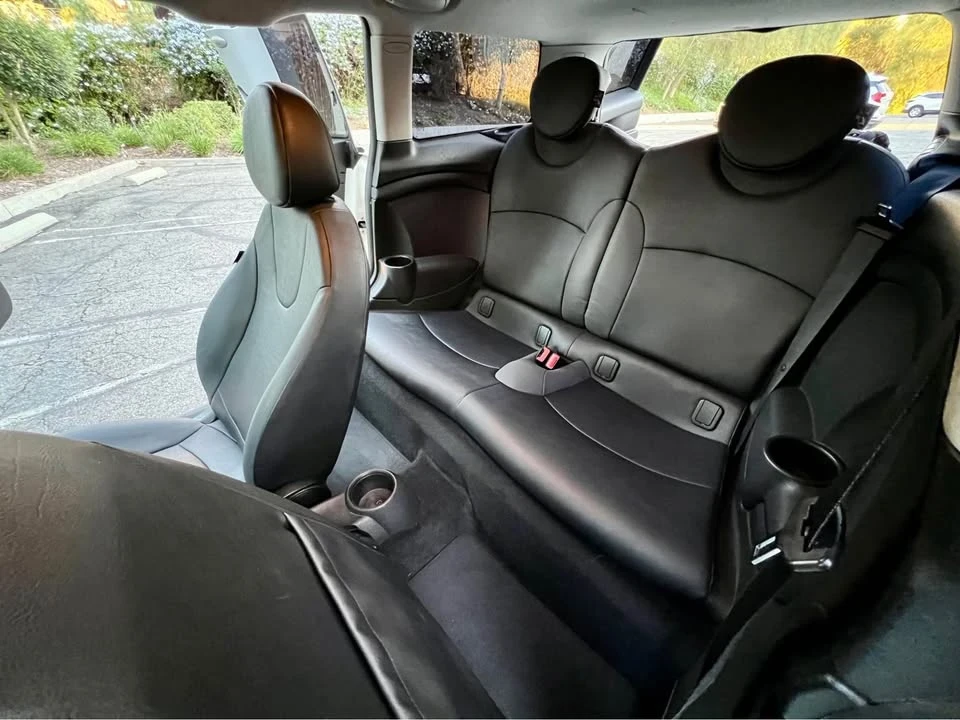 2010 Mini Clubman 1st Gen - Image 8 of 16