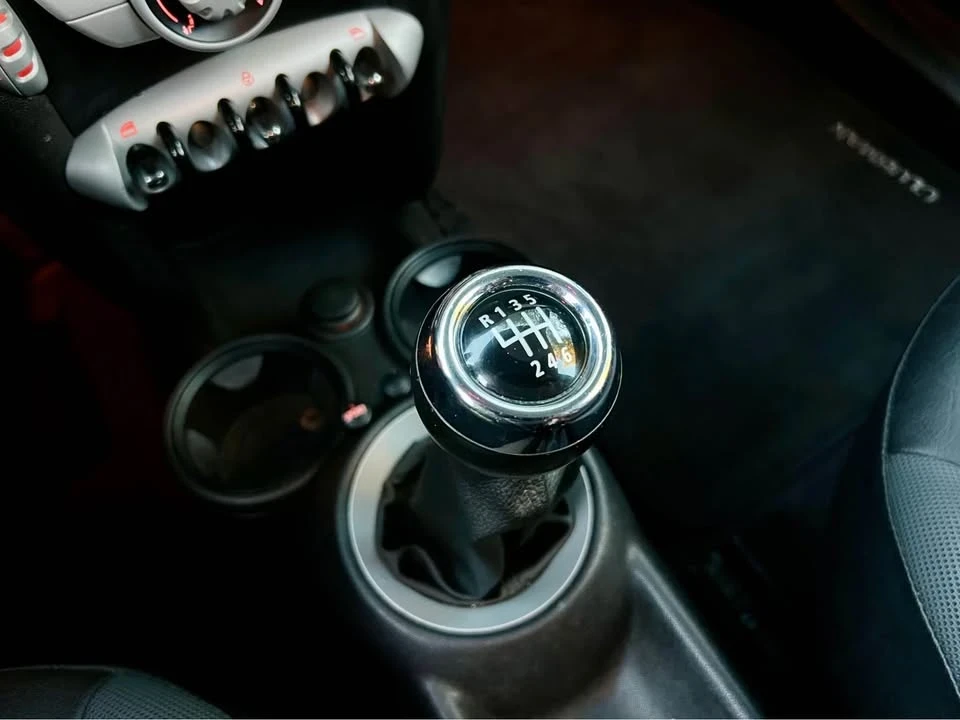 2010 Mini Clubman 1st Gen - Image 2 of 16