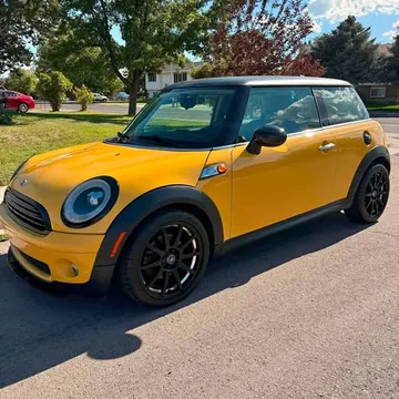 2010 MINI Cooper Estandar