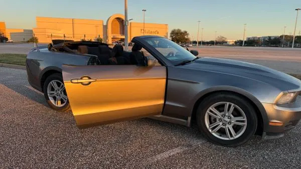 2010 Ford Mustang GT Convertible