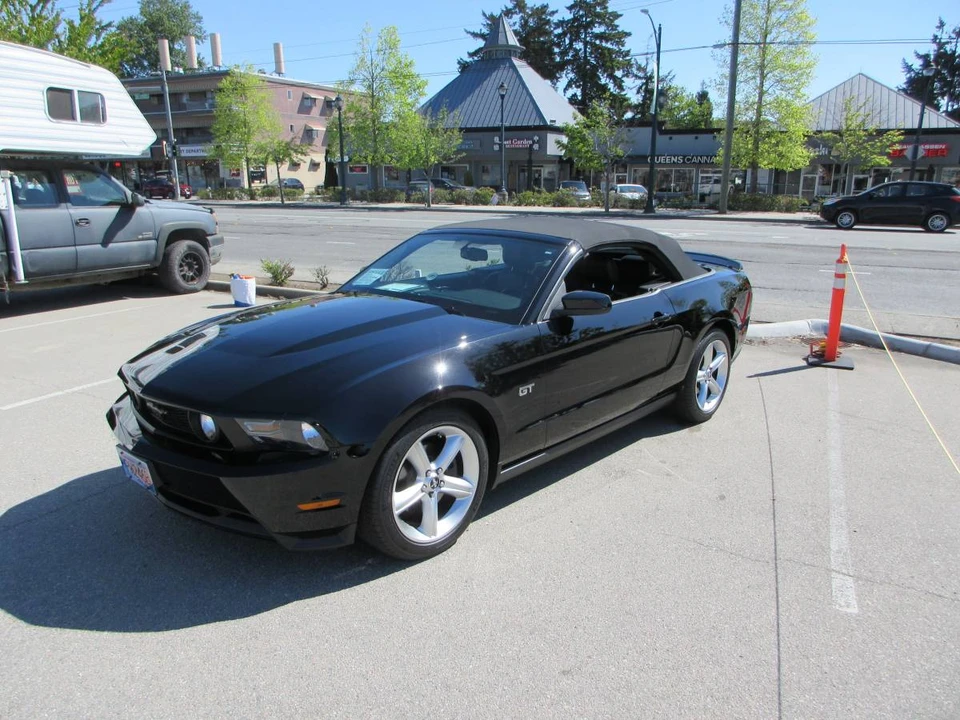 2010 Ford S197 Mustang - Image 7 of 21