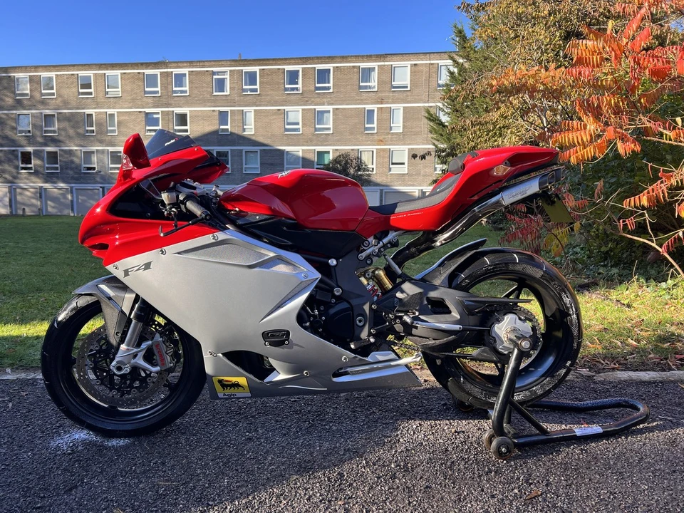 2010 MV Agusta F4 - Image 2 of 30