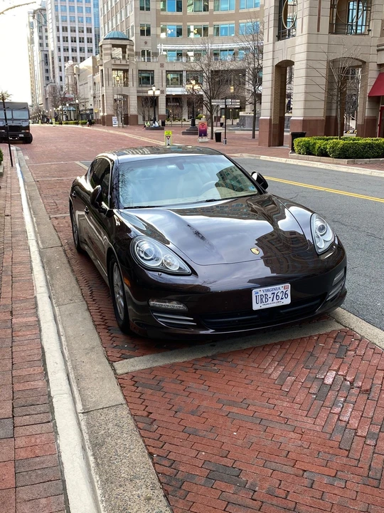 2010 Porsche 970 Panamera 4S - Image 4 of 4