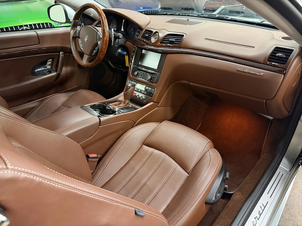 2010 Maserati GranTurismo 1st Gen - Image 16 of 22