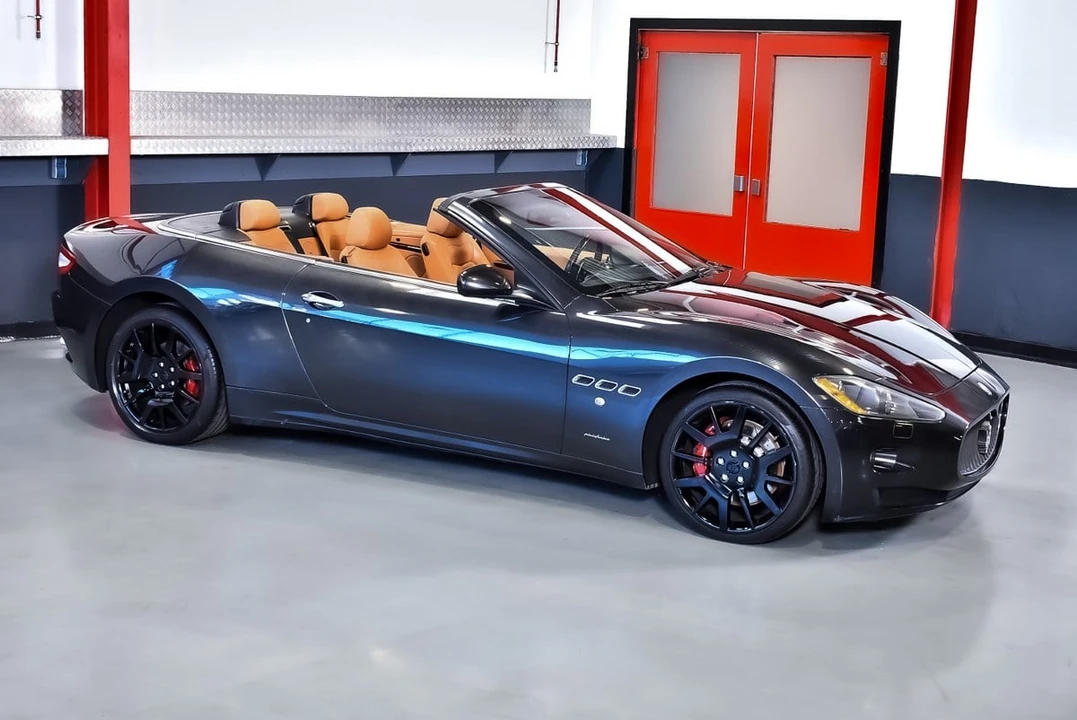 2010 Maserati GranCabrio - Image 7 of 30