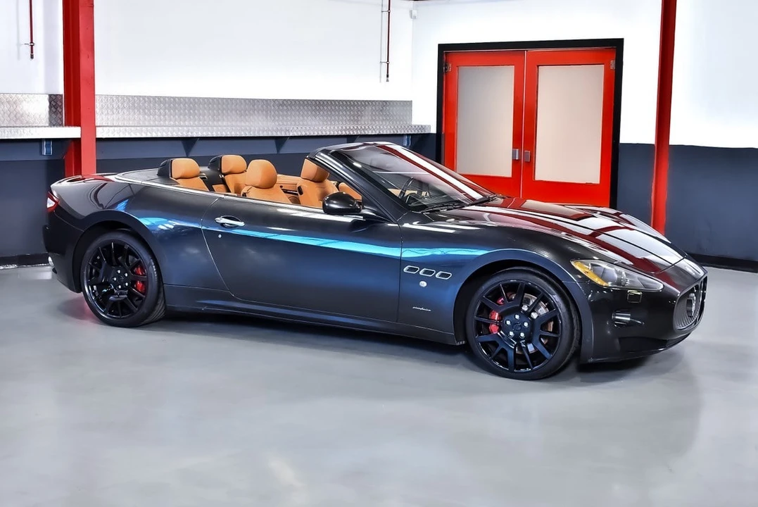 2010 Maserati GranCabrio - Image 8 of 30