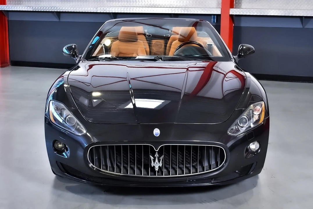 2010 Maserati GranCabrio - Image 2 of 30