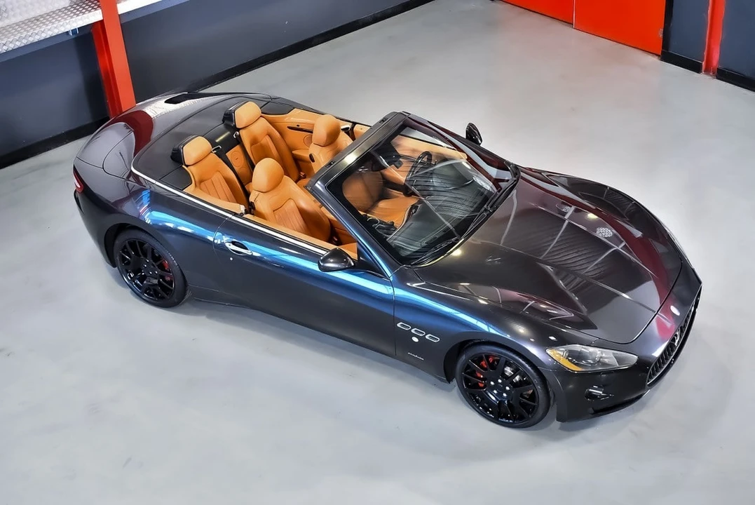 2010 Maserati GranCabrio - Image 13 of 30